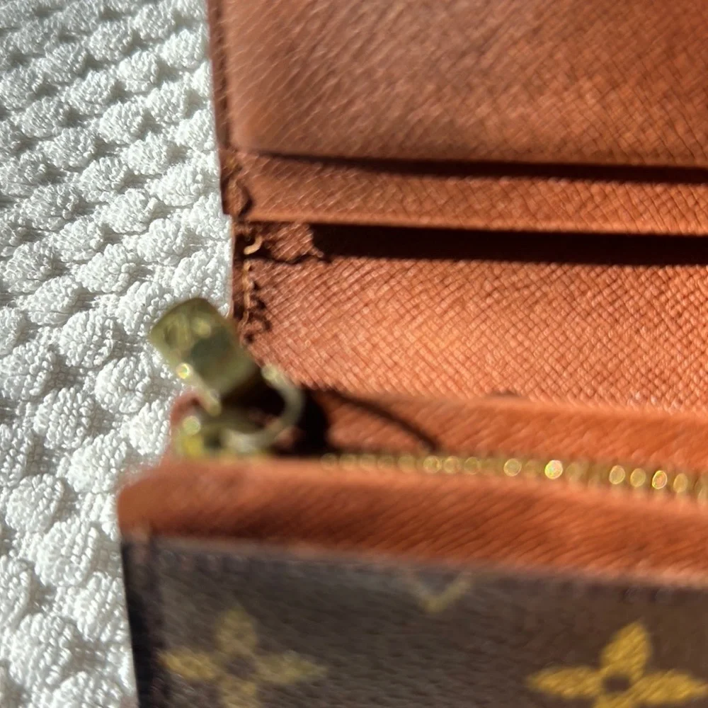 Louis Vuitton Brown and Gold Wallet - Picture 12 of 15